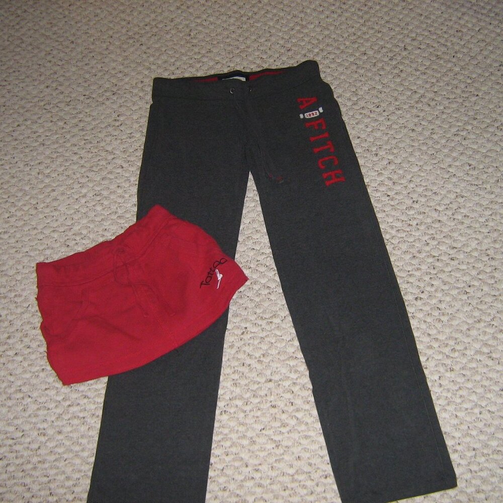 abercrombie and fitch sweats and tattoo skort